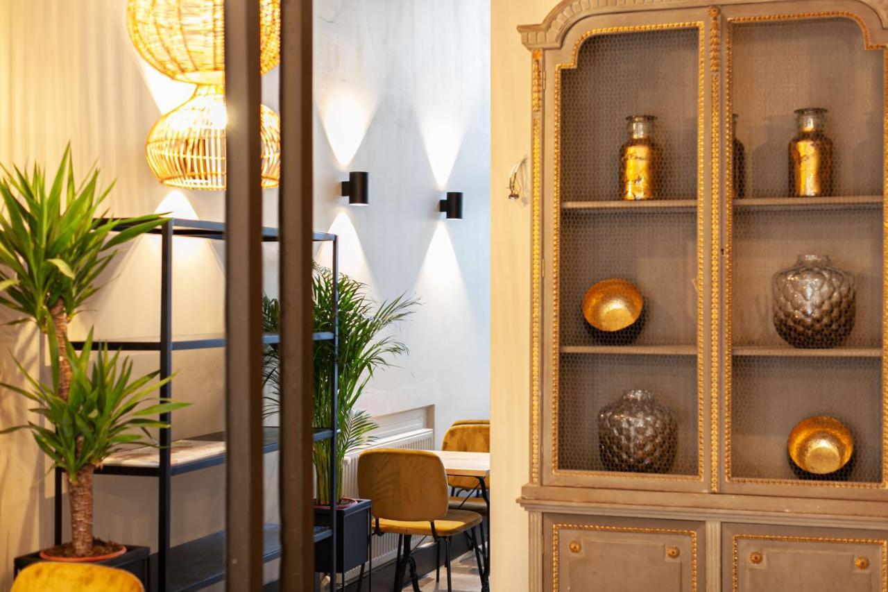 קלוני Hotel Du Commerce מראה חיצוני תמונה