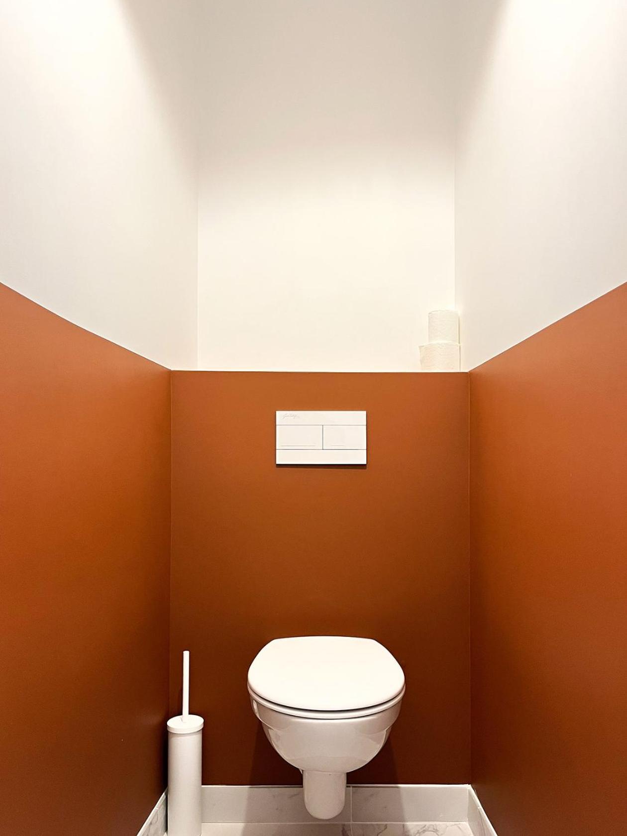קלוני Hotel Du Commerce מראה חיצוני תמונה