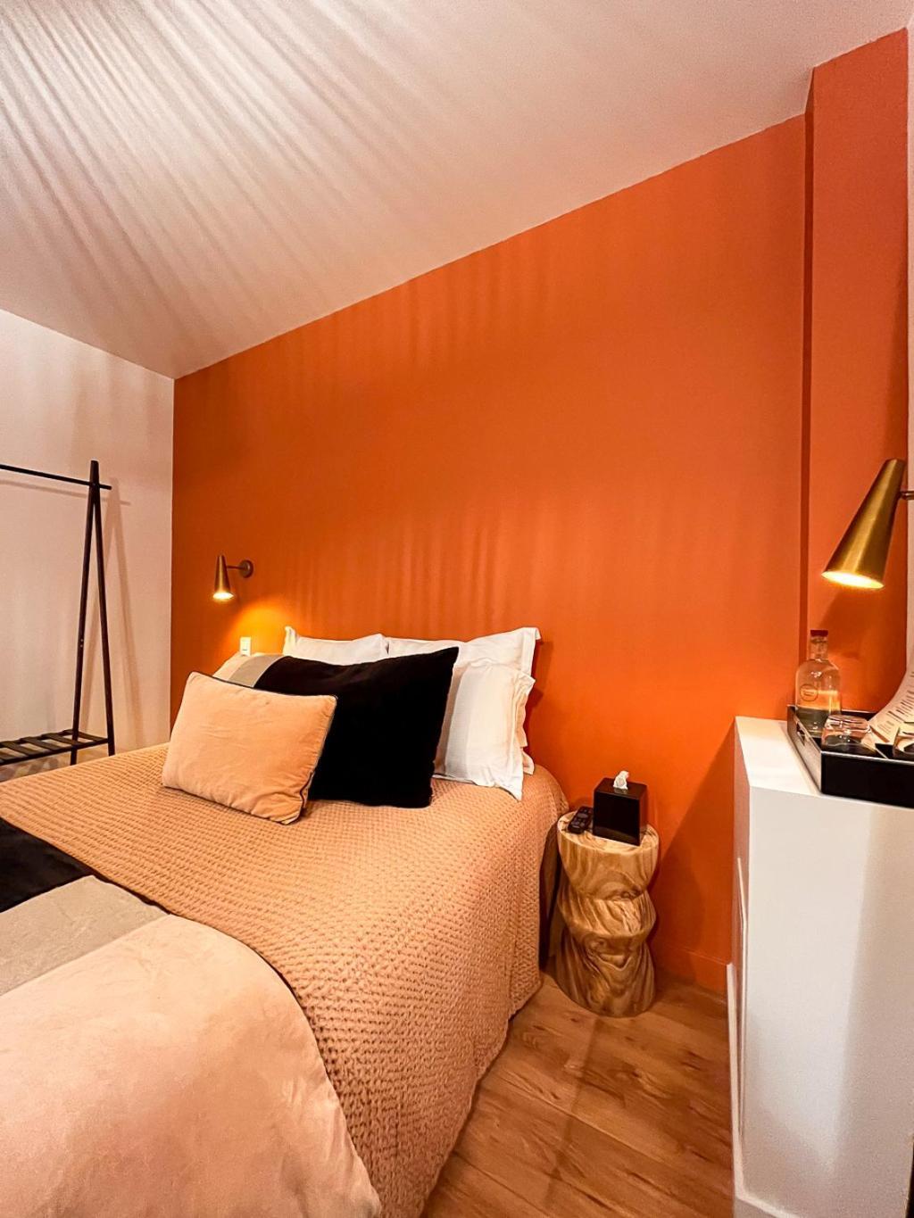קלוני Hotel Du Commerce מראה חיצוני תמונה